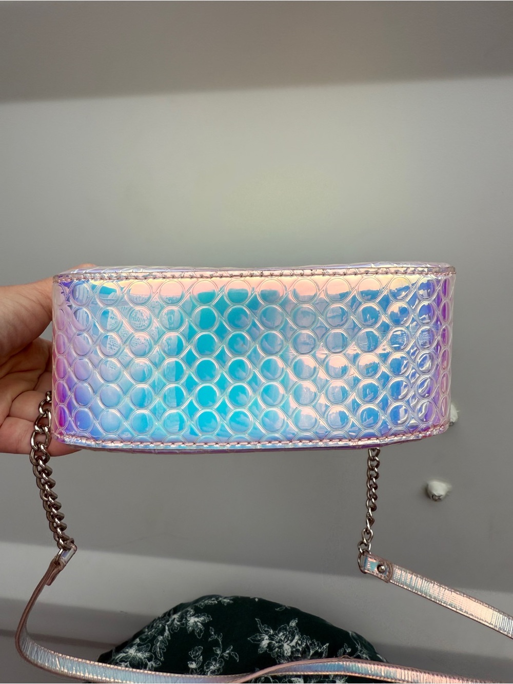 Nine West Iridescent Pink Purple Bubble-Texture Crossbody Bag Gold Chain Strap - Picture 15 of 16